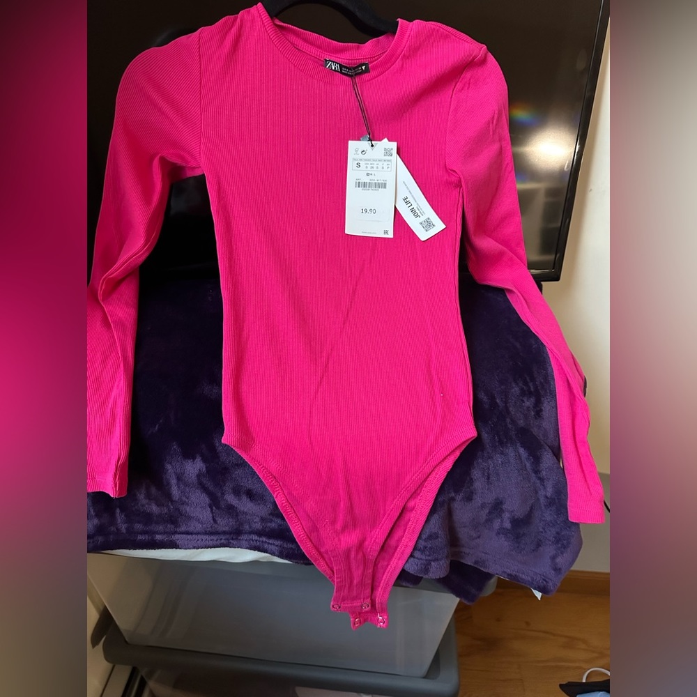 Trendy pink bodysuit, size S, zara